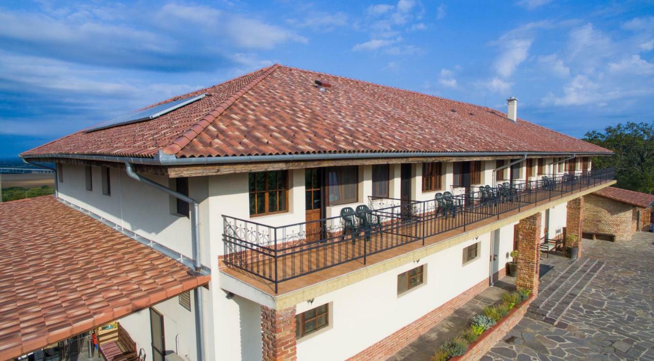 Turbékpuszta Ebner Pince - Panzio Bed & Breakfast エクステリア 写真